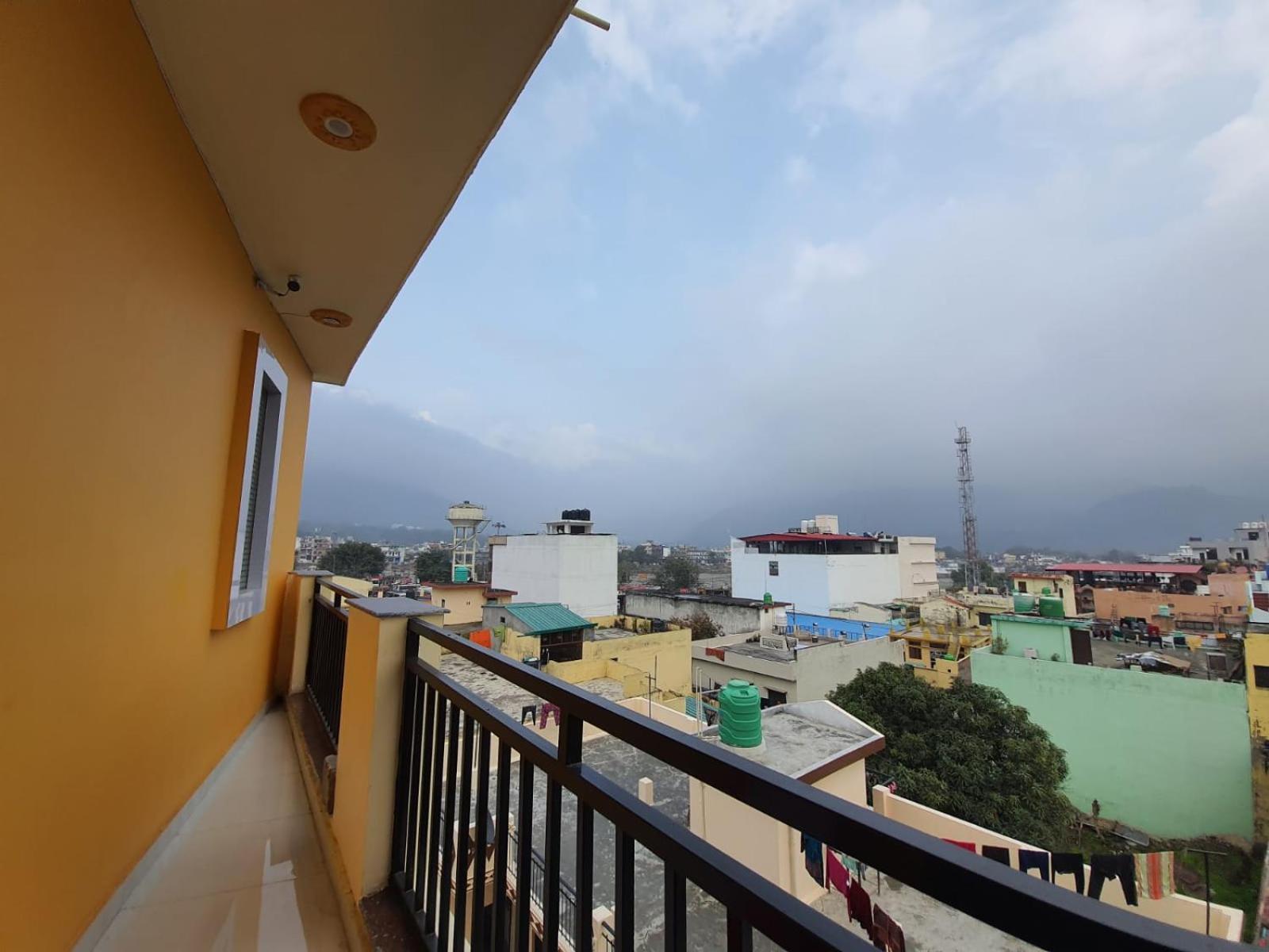 Hotel Suraj Rishikesh Exterior photo